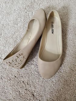 Flats size 8