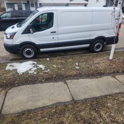 2017 Ford Transit-150