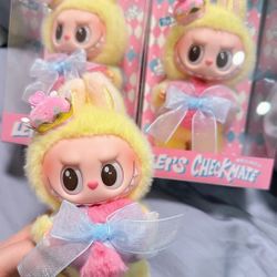 Authentic Let’s Checkmate Queen 