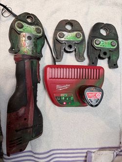 Milwaukee M-12 Pro Press
