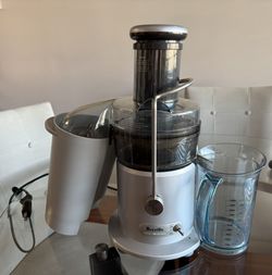 Breville Juicer 