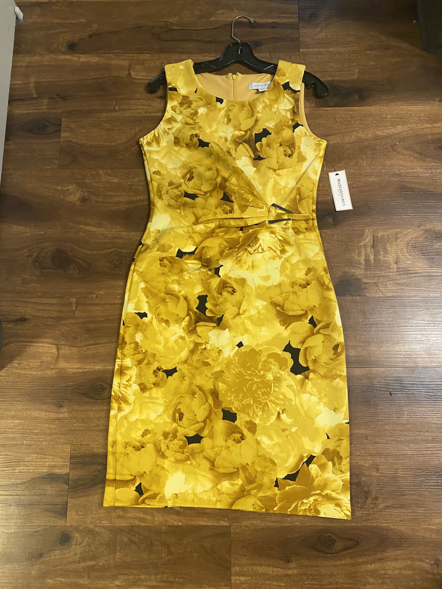 Brand New Womans Madison Grey brand Yellow Floral Bodycon Dress Up For Sale