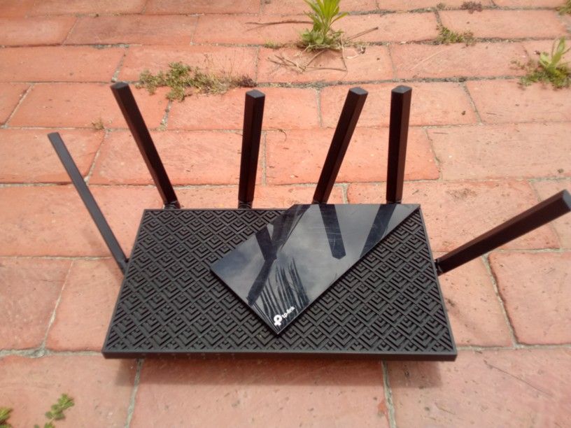TP-Link AXE5400 Tri-Band WiFi 6E Router