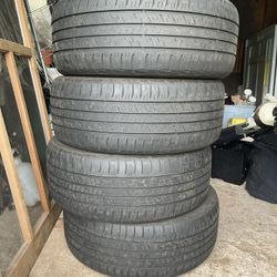 4 Fallen Tires (P255/50R20) 104V