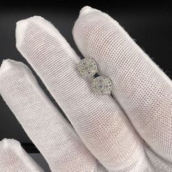 Moissanite 