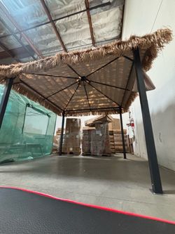 New 10’x10’ Metal Frame Thatched Tiki Bar Gazebo Patio Gazebo with Straw Thatch Roofing