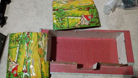 Vintage MARX Train Accessories