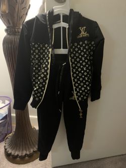 Black Sweatsuit (off Brand)
