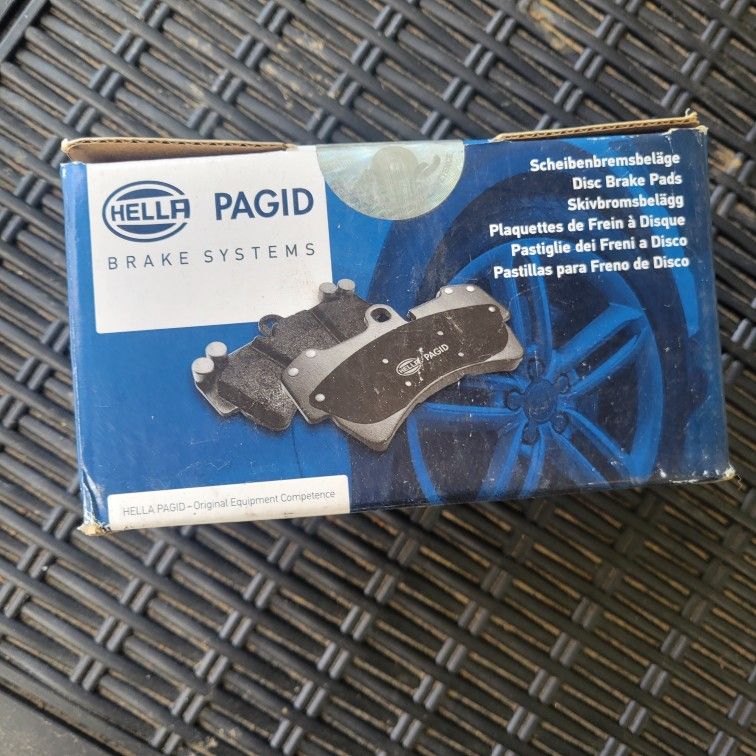Rear Brake Pads- Volvo