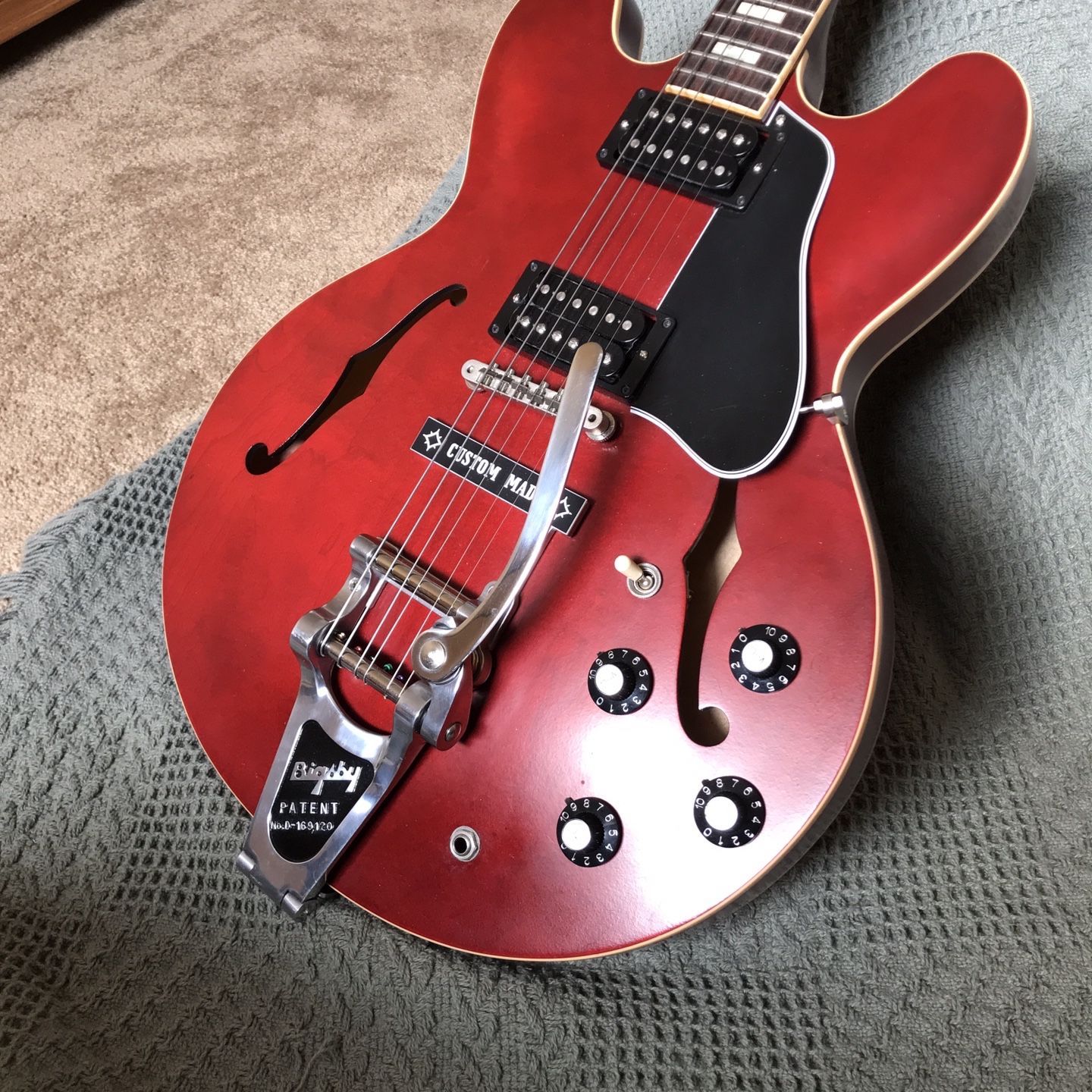 Gibson ES 335 Custom Electric Guitar The Color Is The Beautiful Wine Red.