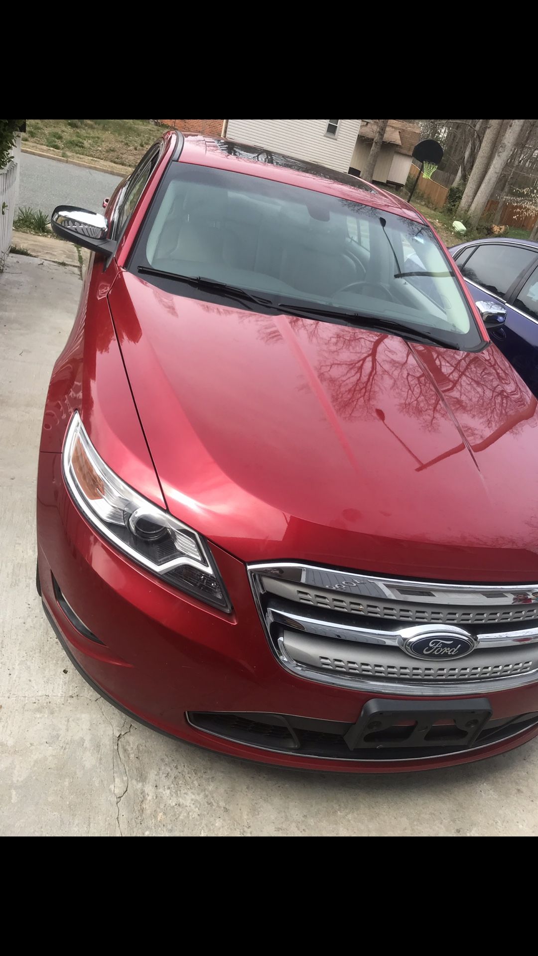 2010 Ford Taurus