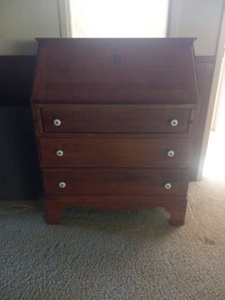 Three Drawer Pigeonhole Desk Dresser