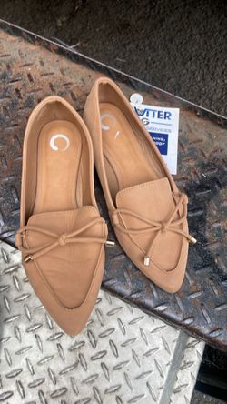 Tan Pointed-Toe Bow Flats