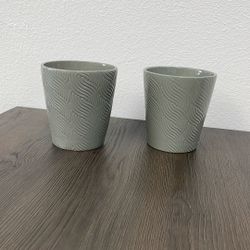 Flower pot /2 FOR $5
