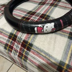 Hello Kitty’s Steering Wheel Cover