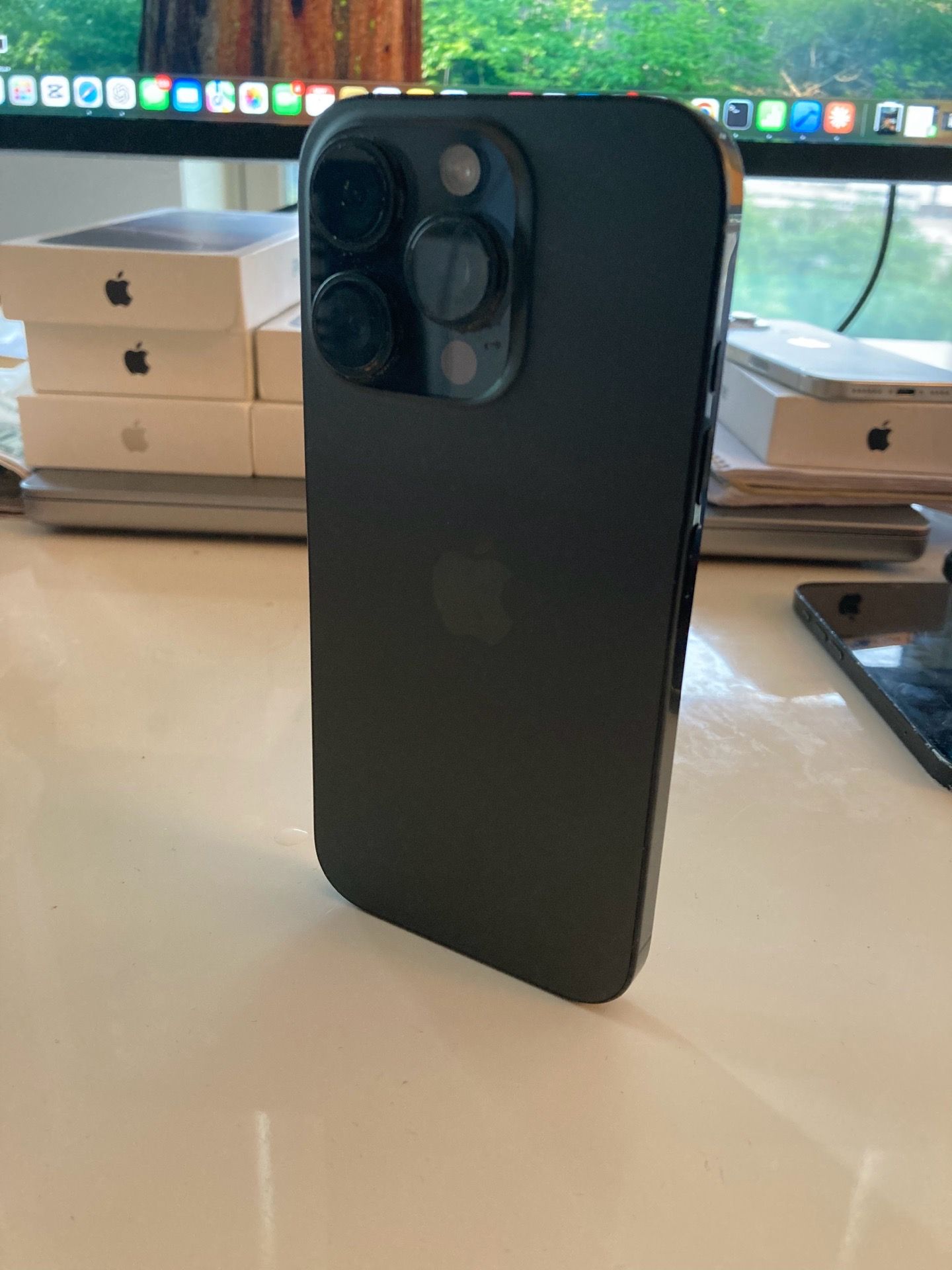 Apple iPhone 16 Pro 128GB Unlocked 100% Battery. Finance available!