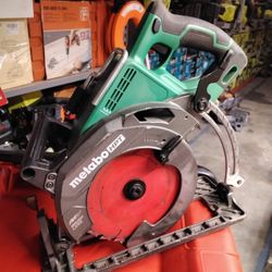 METABO 36V MULTIVOLT 7-1/4 INCH REAR HANDLE CIRCULAR SAW | METABO HPT C3607DWA