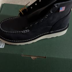 New Danner Soft Toe Work Boots Size 9D