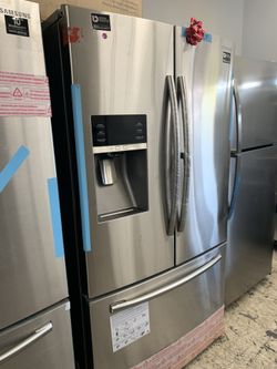 Samsung French Door In Stainless Steel With Food Showcase
