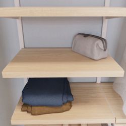 Origin 21 Edda 23.78-in x 16.46-in D Natural Oak Solid Shelving Wood closet shelf kit