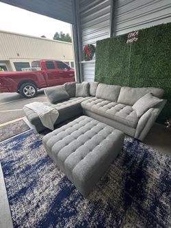 Sectional Sofa/ Couch (We Deliver)