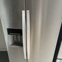 REFRIGERATOR KENMORE 36” Stainless Steel
