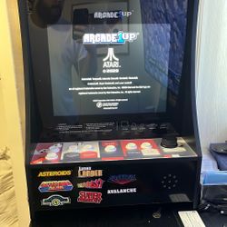 ASTEROIDS ARCADE