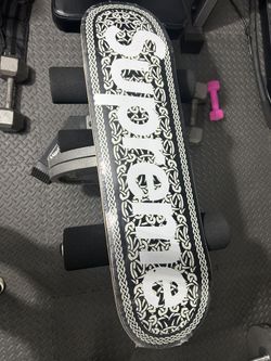 Supreme Skateboard 