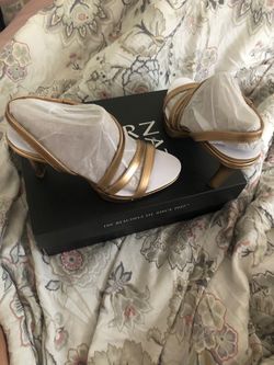 BRENTA STRAPPY SANDAL