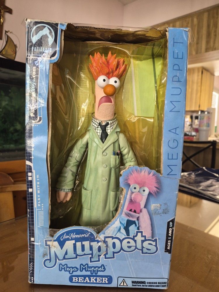 Mega Muppet (Beaker)