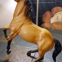 Vintage 1960s Breyer Horse #87 Diablo Buckskin Semi Rearing Mustang 10.5"