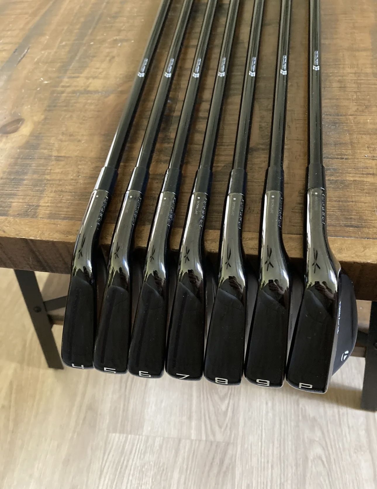 TAYLOR•MADE-790-Right-Handed-Set