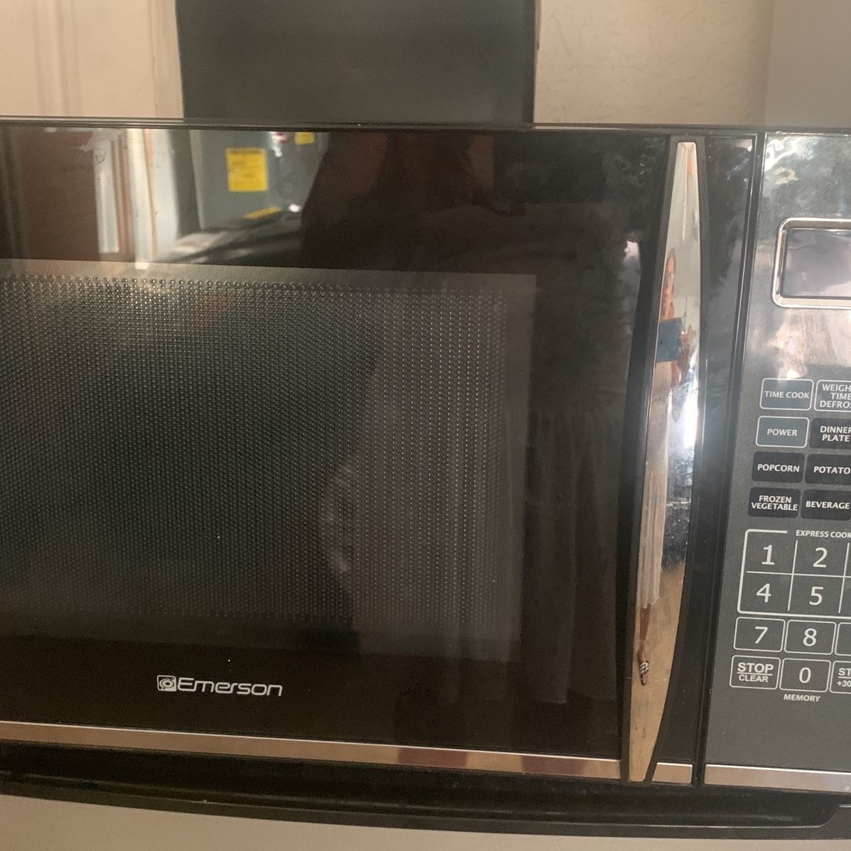 Emerson Microwave 