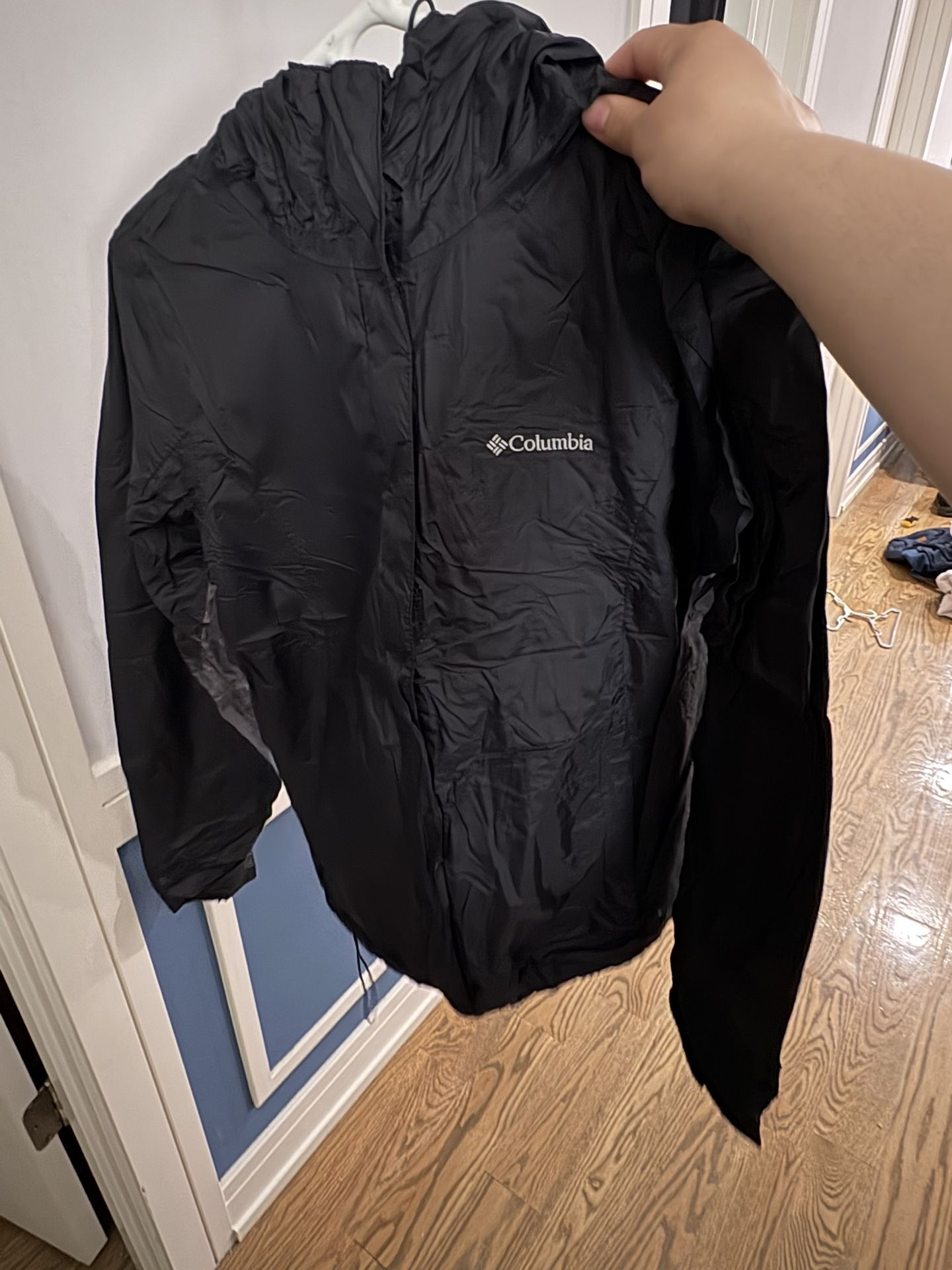 Columbia Windbreaker