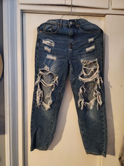 Wax Distressed Mom Jeans SMALL