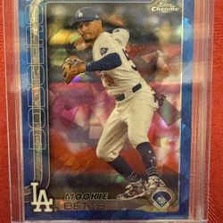 2025 Topps Chrome Mookie Betts #50 Prism Refractor