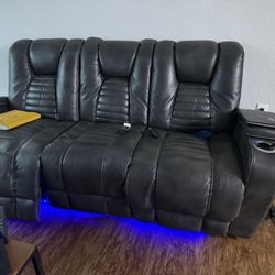 Leather Sofa With Recliner