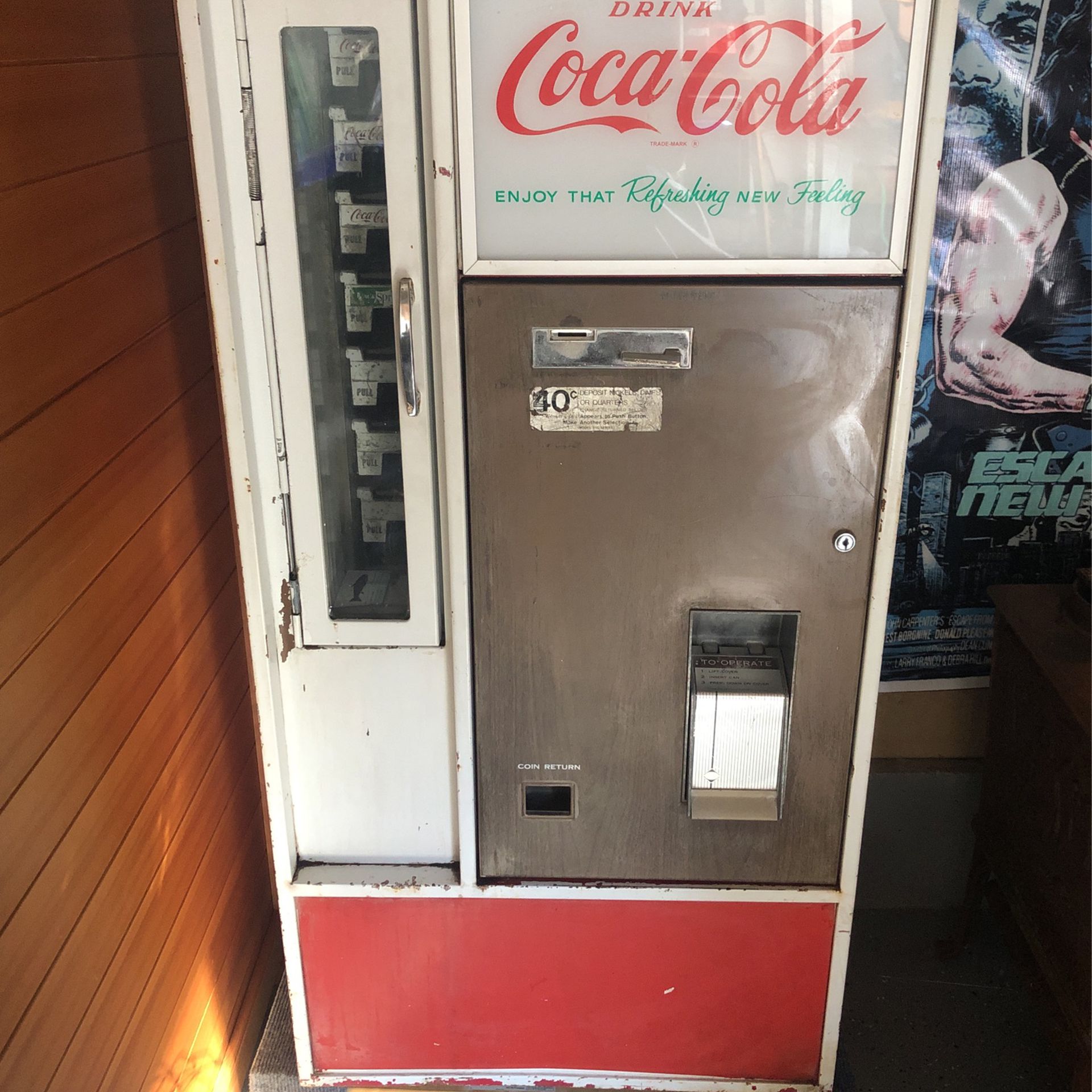 Working Classic Coke Machine /BEST OFFER.