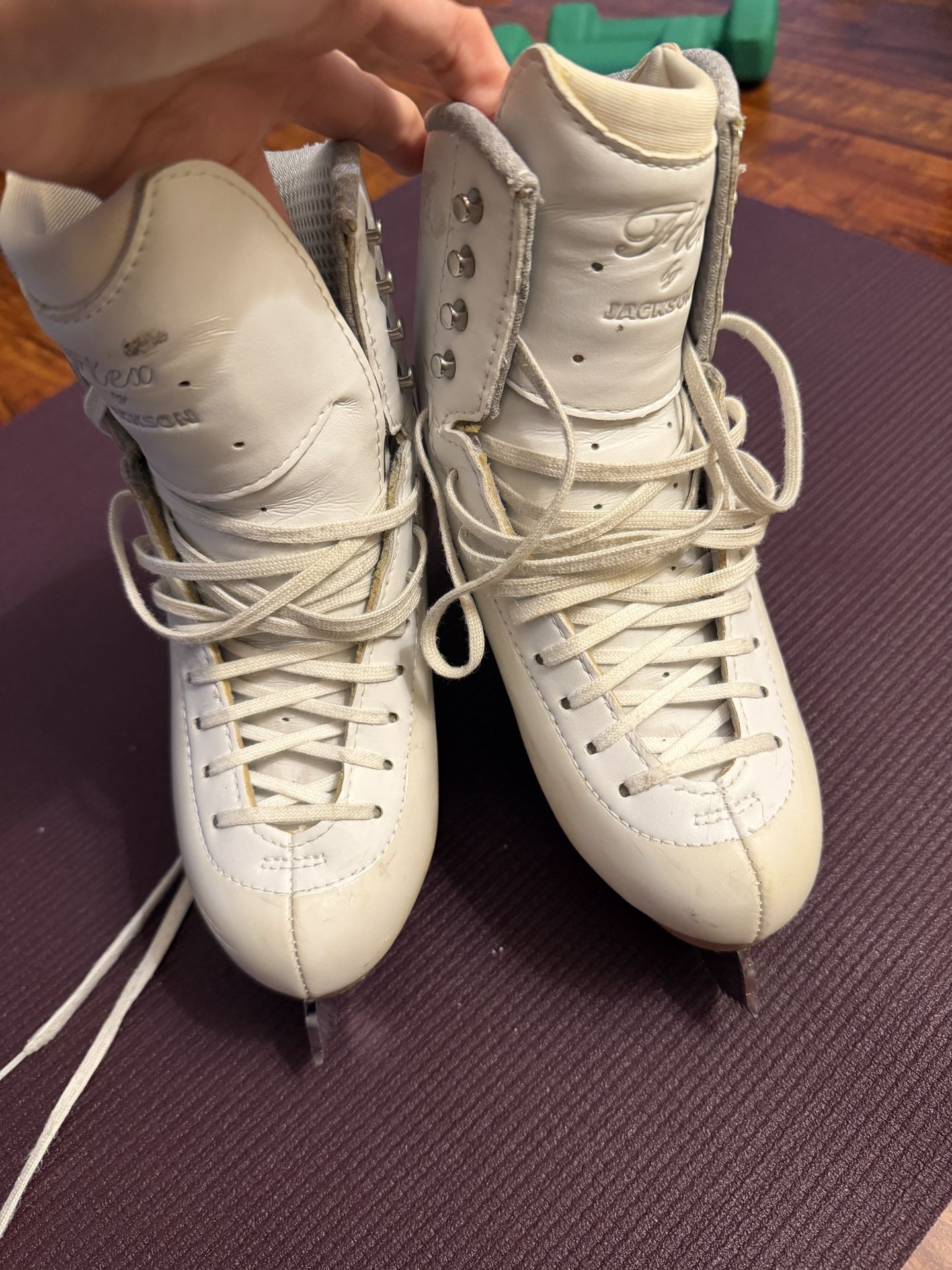 Ultima Legacy 8 Blades 9”