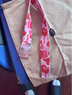 Selling kinda use bape
