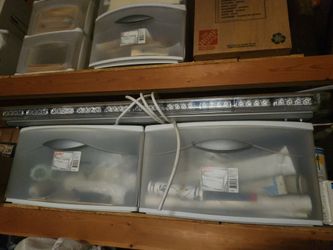 Emergency light bar