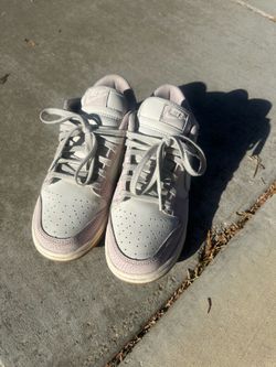 Dust rose and white dunks