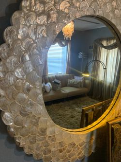 MOVING SELL Mirror