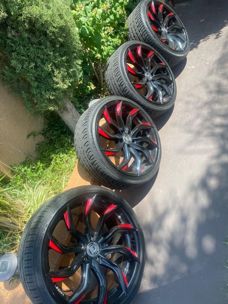 19’ Lexani Wheels