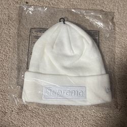 Supreme New Era Box Logo Beanie 