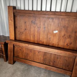 California King Bedset W/ Nightstand