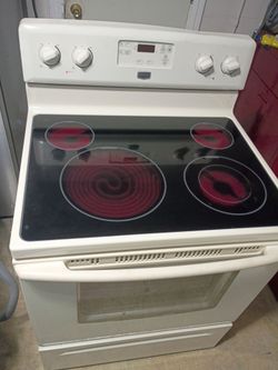 Electric glass top stove