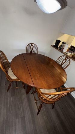 Solid oak dining Set For Sale