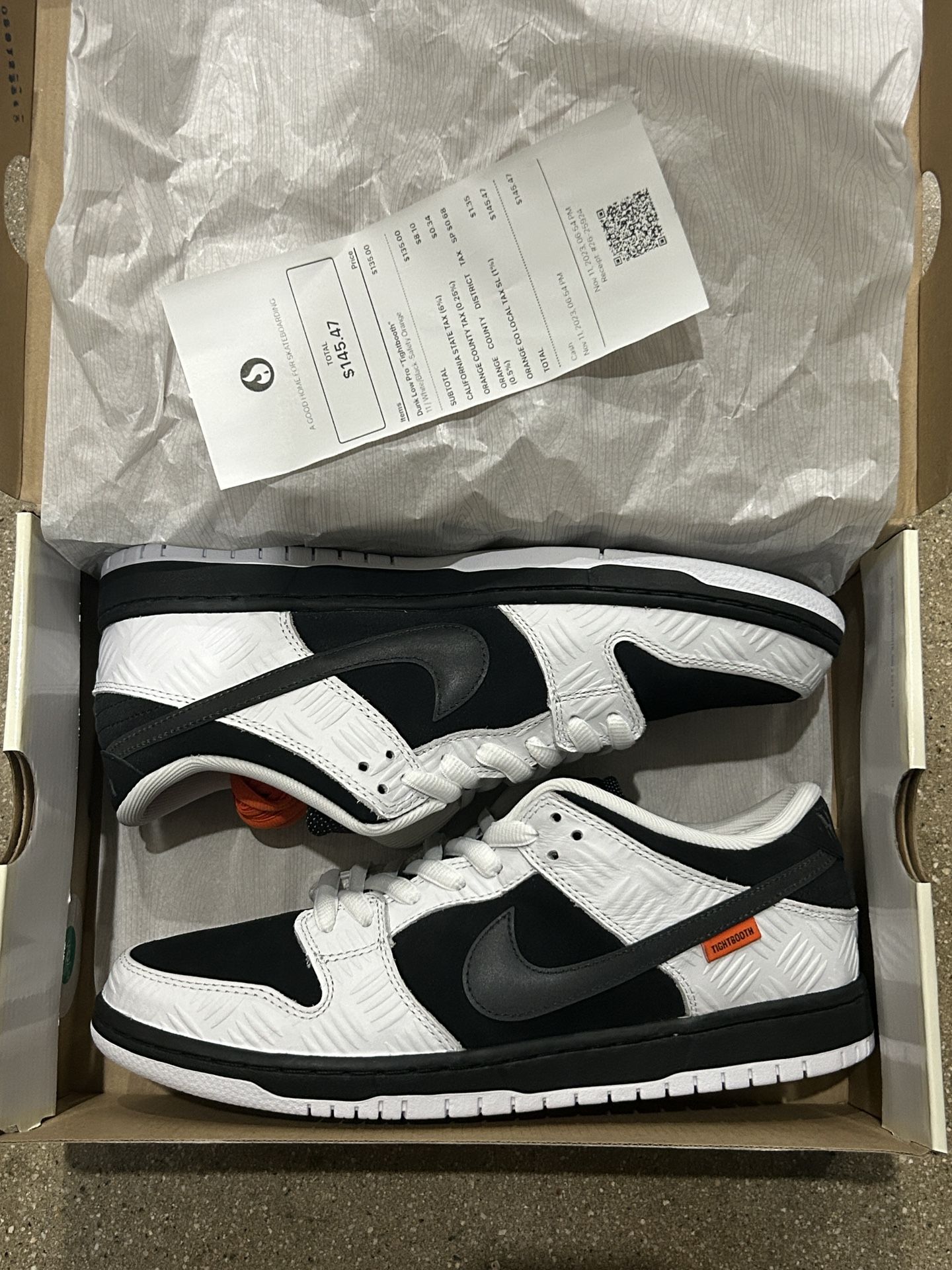 Nike Sb Dunk Tightbooth