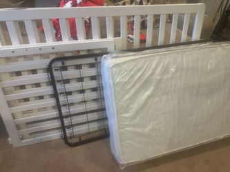 White Crib with mattress